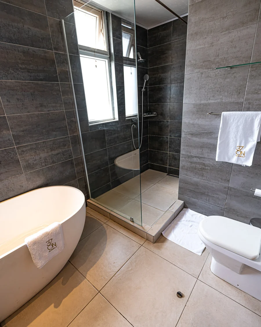 En-Suite Bathroom