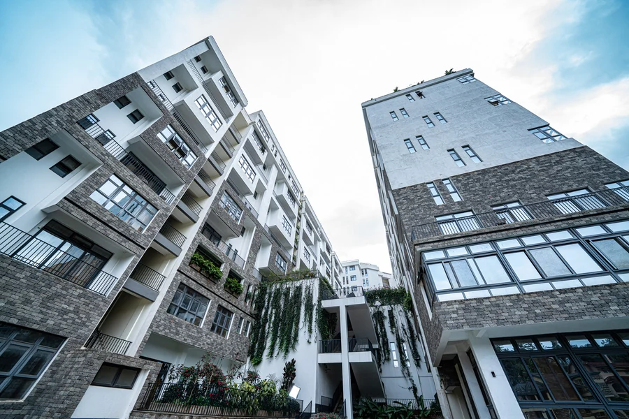 Elsie Ridge · Exterior & Pool