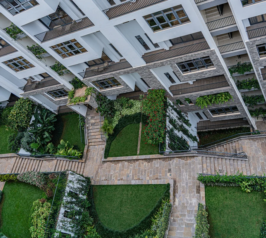 Elsie Ridge · Exterior & Pool